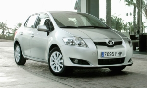 Toyota Auris (2007-)